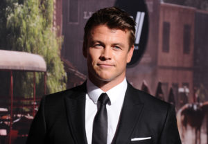 HOLLYWOOD, CA - SEPTEMBER 29:  Actor Luke Hemsworth attends the premiere of "Westworld" at TCL Chinese Theatre on September 28, 2016 in Hollywood, California.  (Photo by Jason LaVeris/FilmMagic)